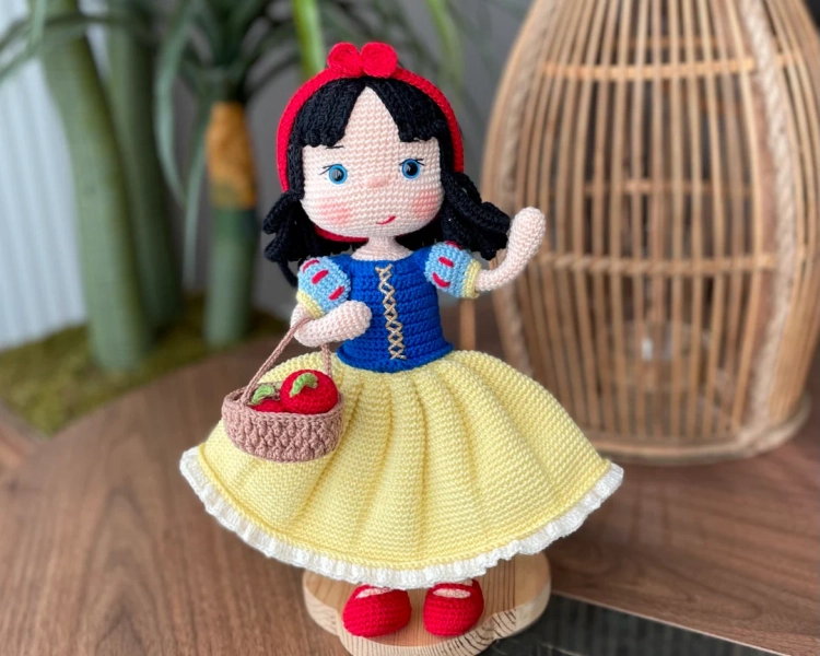 Snow White Doll Handmade Crochet Princess Doll Amigurumi Girl Toy Custom Name Doll Personalized Gift Fairytale Doll - Etsy