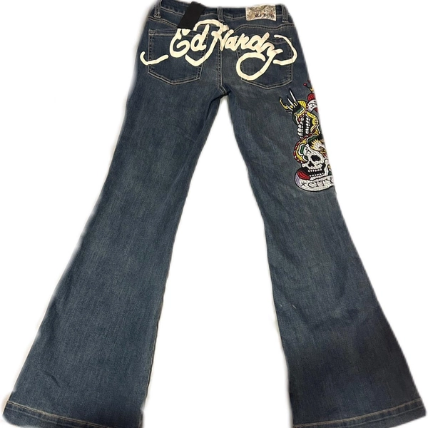 Ed hardy jeans size 26 women! never worn
originally...