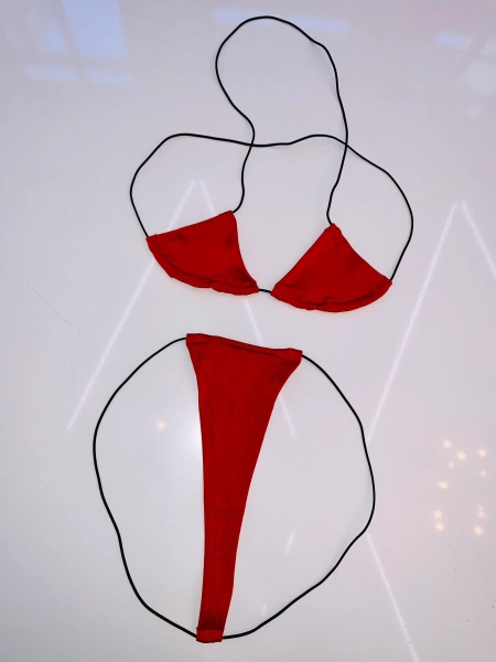 String Microkini plain colors | Red