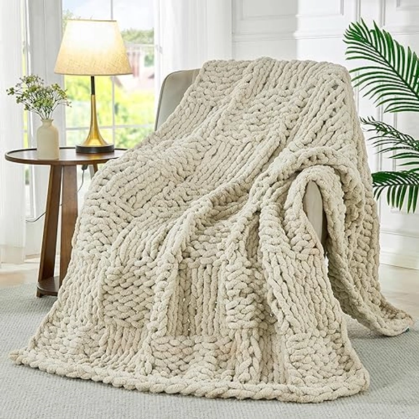 Ivellow Chunky Knit Blanket Throw, 100% Hand Knit Throw Blanket for for Couch Bed Sofa, Fluffy Soft Cozy Chenille Knitted Throw Blankets Home Decor,Gift Ivory 50”x60” - 60"x50" - Ivory