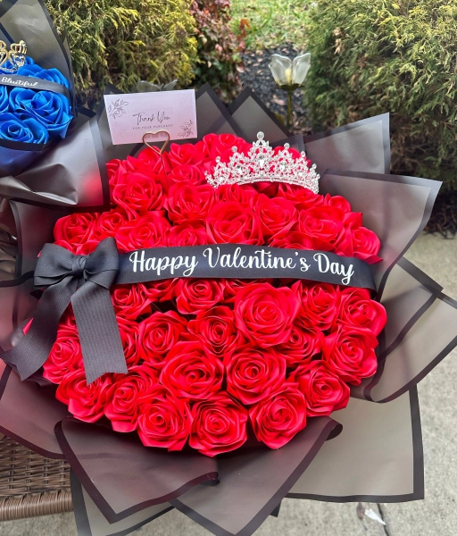 Handcrafted Eternal Rose Bouquets that never wilt—perfect for celebrating love, milestones, and moments that last forever.