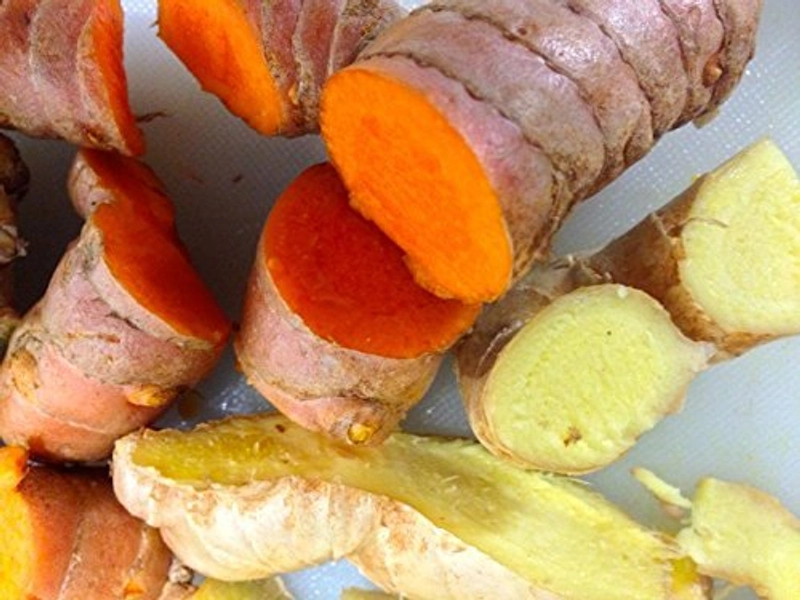 Turmeric & Ginger Combo - 9 SHANI'S ROOTS SHOOTS (1/2 lb)