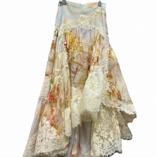 Lasaky – Chic Half-Skirt with Irregular Lacey Floral Pattern