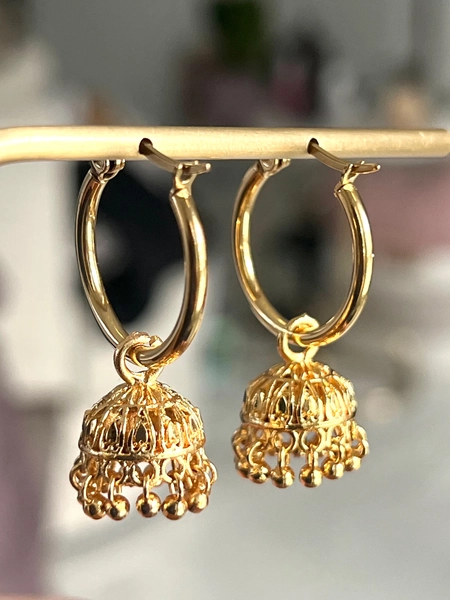 Pierced Gold Jhumki