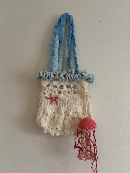 'Chrysaora' main theme purse