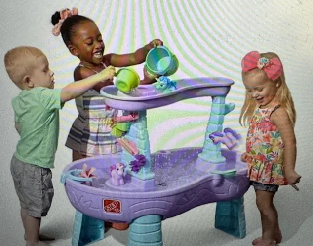 Step2Rain Showers & Unicorns Water Table