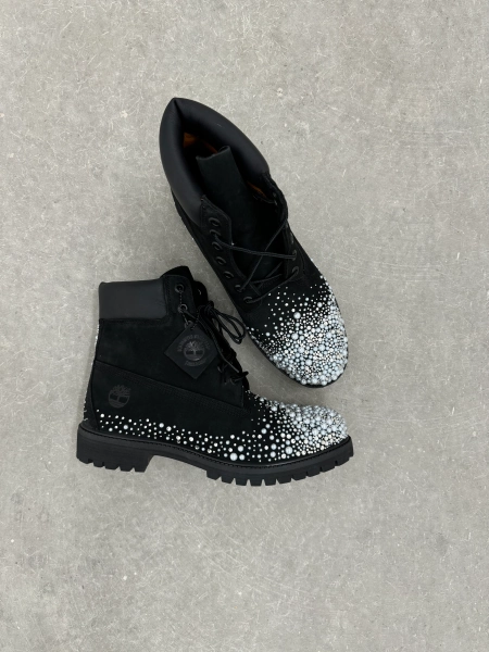 Black pearl timbs