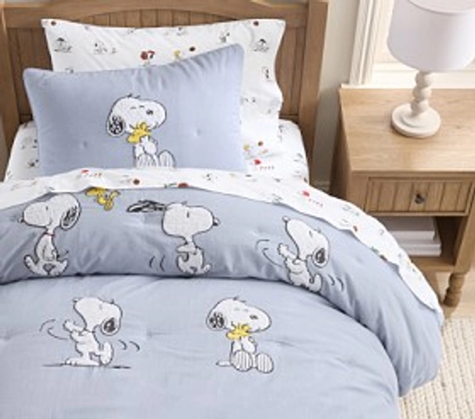 Peanuts Snoopy Textured Comforter & Shams