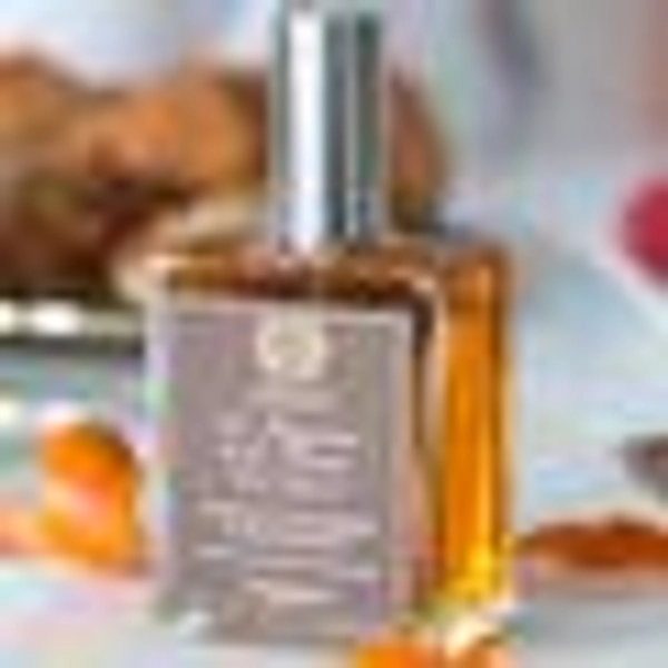 Vanilla, Bourbon, & Mandarin Room Spray