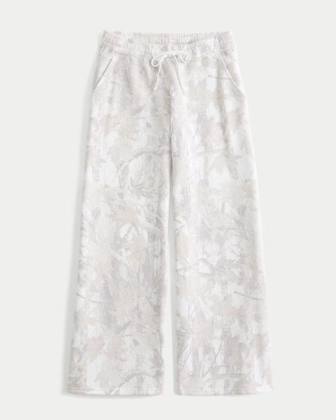 Camo Baggy Sweatpants