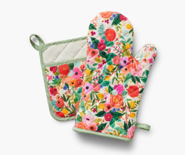Oven Mitt and Pot Holder Set