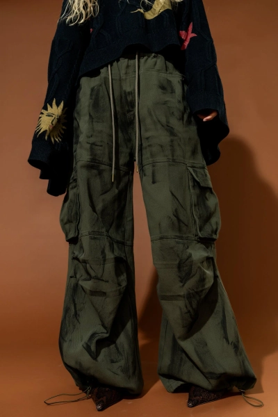 You Don't Own Me Ultra Wide Leg Cargo Pants | L