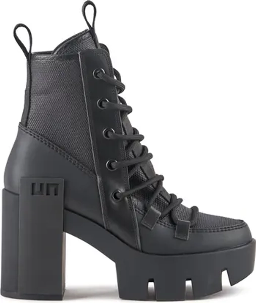 Grip Explorer Mid Platform Lug Bootie