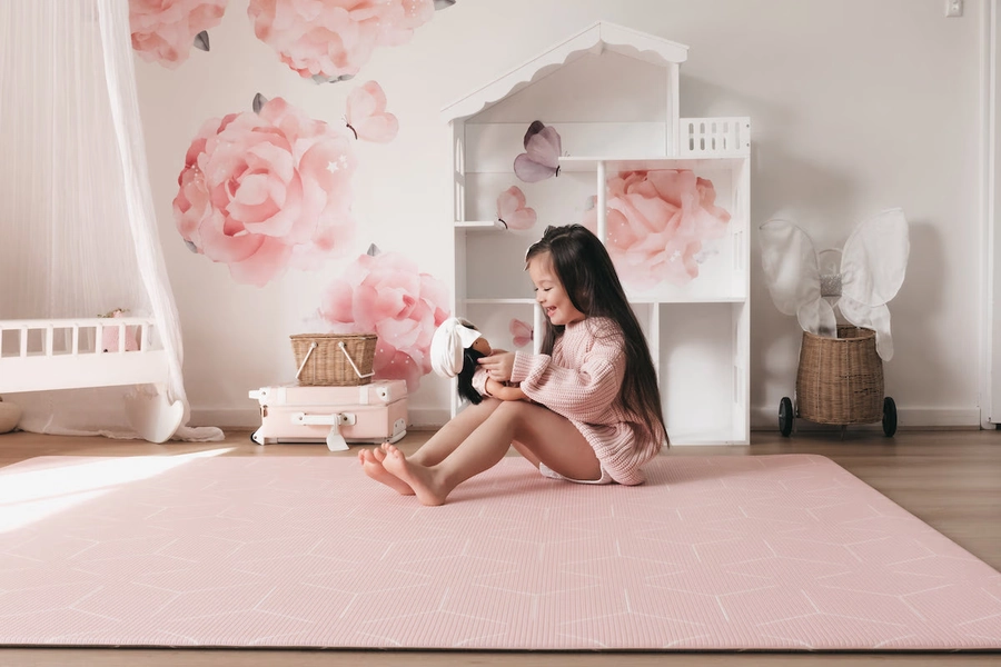 Little Wiwa Signature Rosa Generös Reversible Play Mat