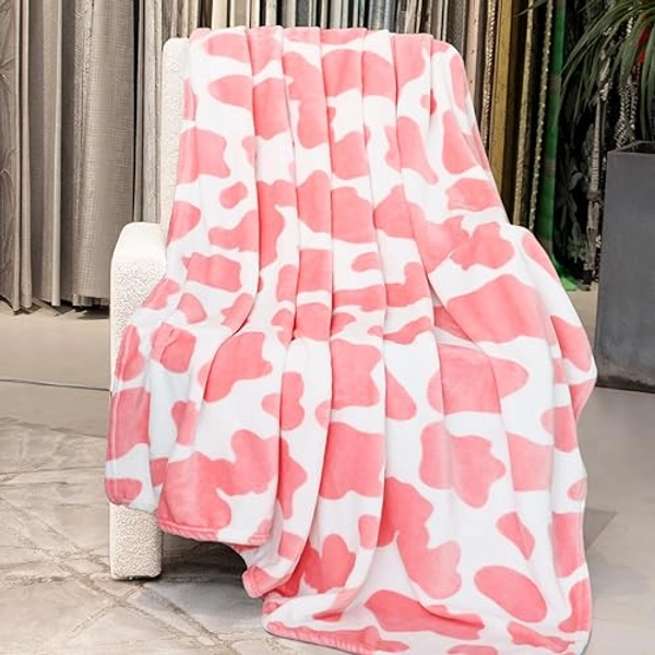 Soft Blankets Pink Strawberry Warm Fuzzy Fleece Blanket Cute Lightweight Women Throw Blanket Pink Gifts Decor Stuff Toys for Kids Girls Bed Couch - Pink Cow - Throw Size 50" x 60" (130 x 150 cm)