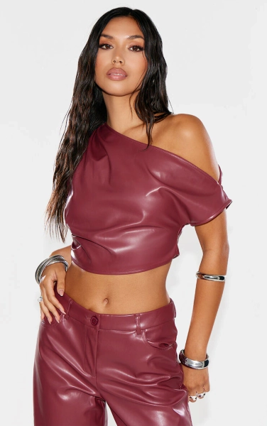 burgundy top 