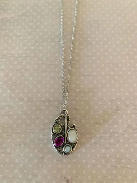 paint palette necklace