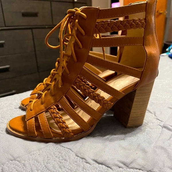 Cute shoes!!