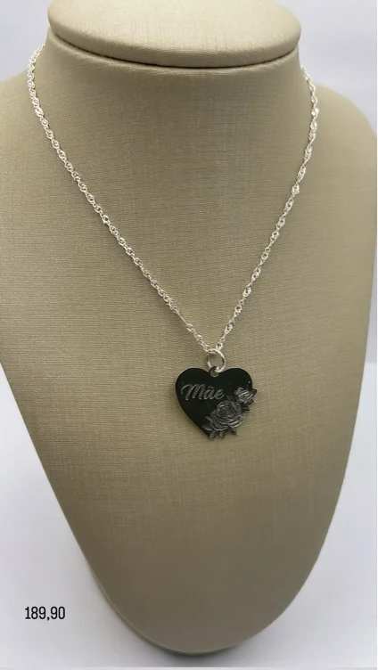 Cordão Singapura com pingente Mãe 