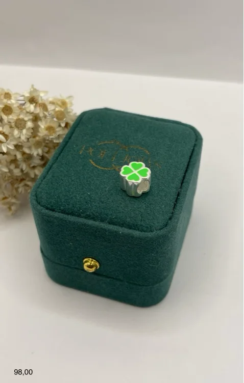 Divisória trevo verde
