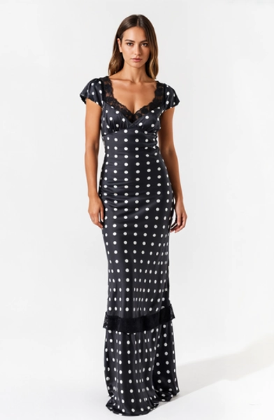 Sleeveless Ribbed Knit Midi Dress with High Neck and Side Slit