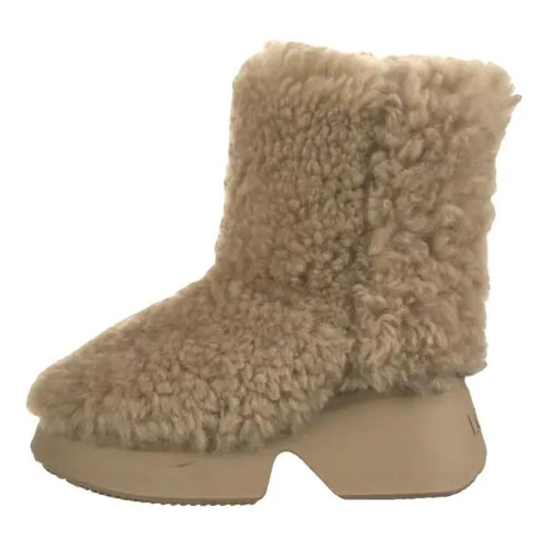 Shearling boots Loewe Beige size 36 EU in Shearling - 48964802