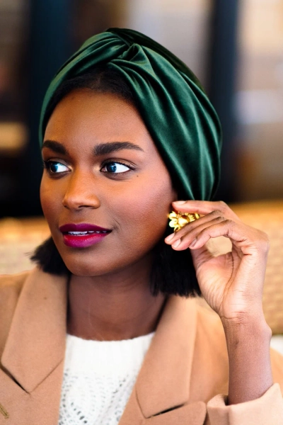BONNET VELOURS VERT | Discret / Vert / Compatible sans cheveux apparents 💕