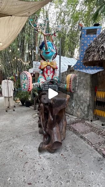 Vlog de viajes ✈️🧳🗺️ on Instagram: "✨ Si estás en Miami, ¡esta es tu señal para visitar @upperbuenavista 

Tiendas únicas, comida deliciosa, incluyendo el restaurante Michelin ⭐️@elturcoturkishfood y su mágico Árbol de los Deseos. 🌳💫

📍 5040 NE 2nd Ave, Miami, FL 33137

#upperbuenavista #miamivibes #arboldelosdeseos #parati #fyp #miami #whatodoinmiami #quehacerenmiami #travelling #latinosenusa #miamiactivities #miamiplaces"
