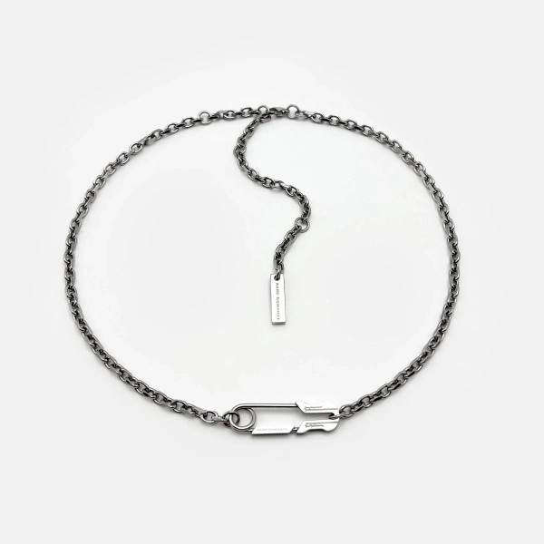 SAFETY PIN NECKLACE | SILVER