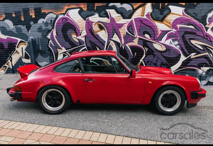 ‘86 Porsche 911 Carrera