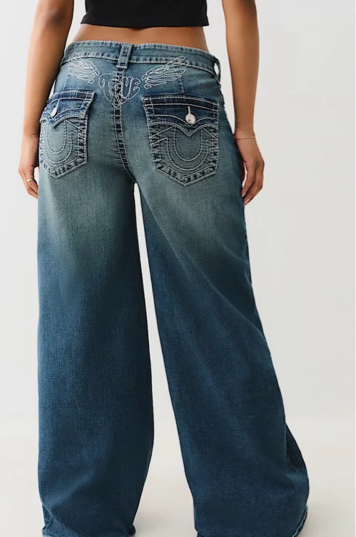 

JESSIE WINGED BIG T SUPER BAGGY JEAN - BLUE RADIANCE | True Religion

