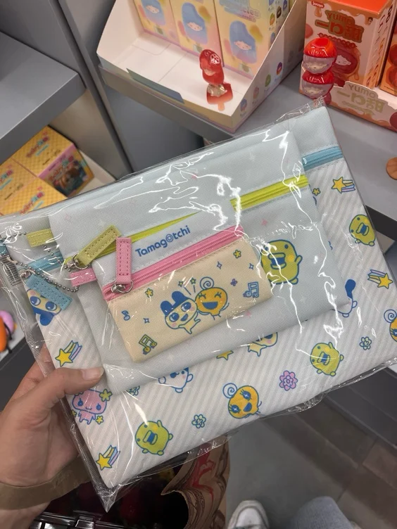tamagotchi pouches @kouhigh!
