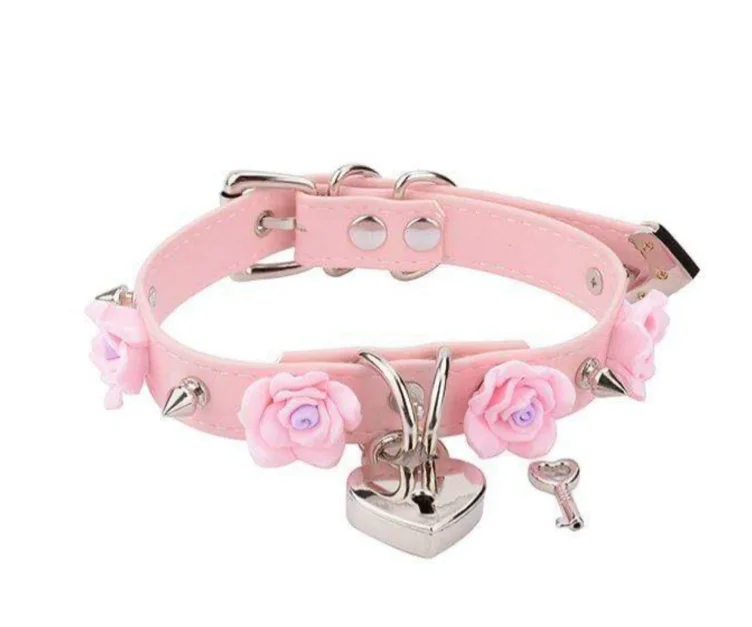Pink spiked rose collar 