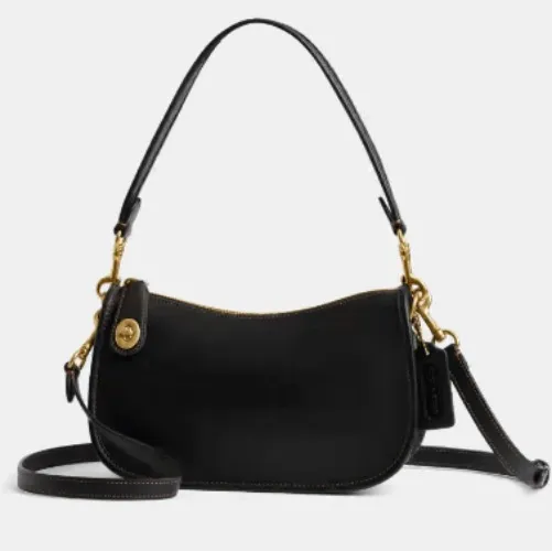 COACH - Swinger Bag in Black