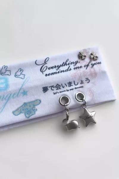Five Fourty Nine Girl Mess Charm Headband | Urban Outfitters