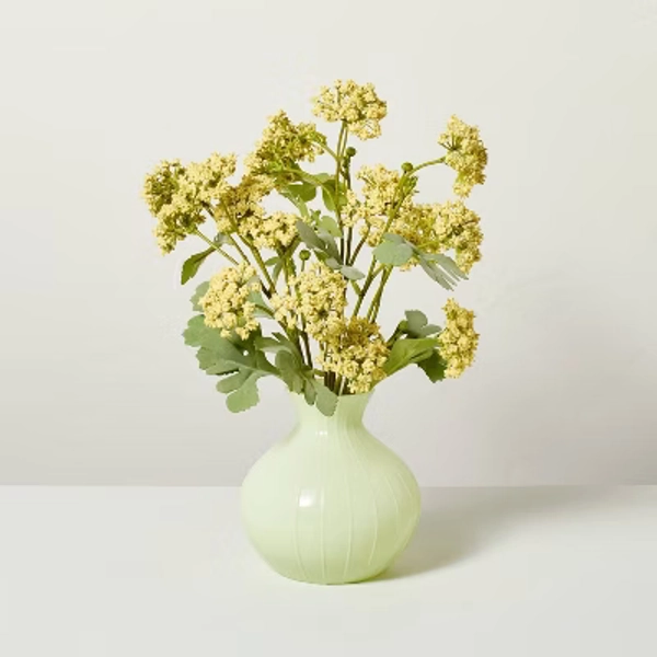 fake flowers