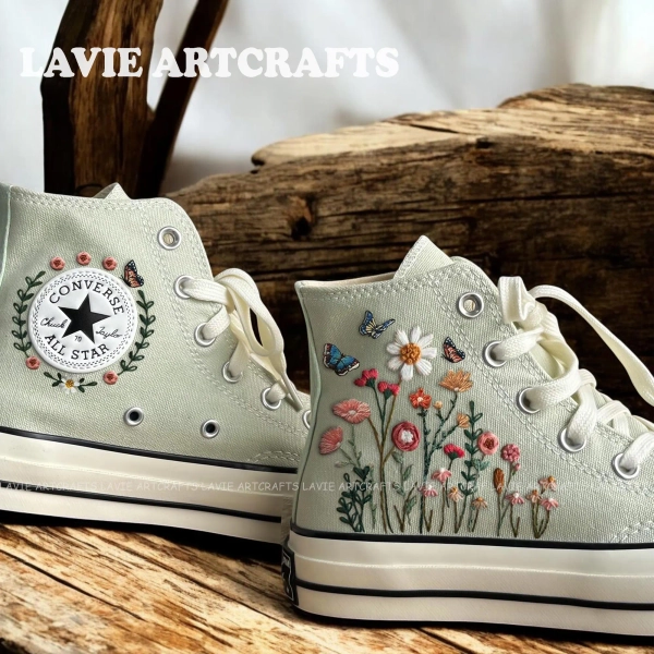 Custom Embroidered Converse Chuck Taylor, Green Converse Embroidery Wildflowers, Garden Flower Embroidered Shoes, Unique Gifts for Her