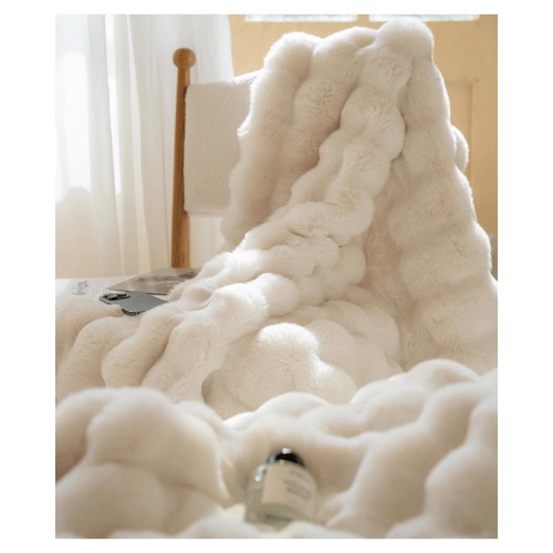SUMSOFT Luxury Faux Rabbit Fur Bubble Blanket Throw, Soft Cozy Fleece Blanket for Sofa Bed Couch, Microfiber Plush Fuzzy Flannel Decorative Throw Blanket - Ivory White