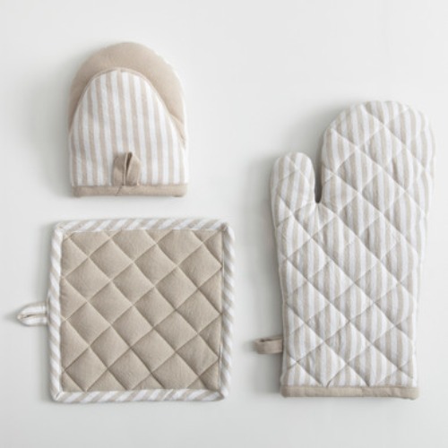 Catania Natural Kitchen Accessories