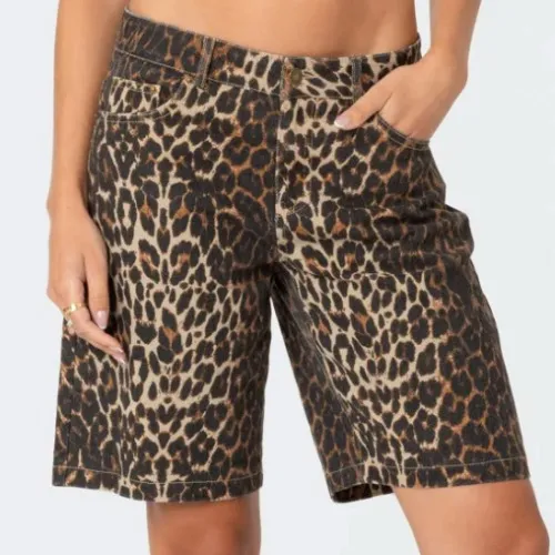 edikted leapord low rise jean shorts