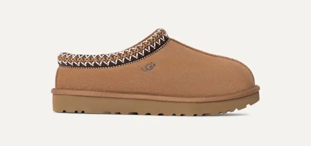 UGGS slippers