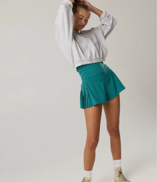 Pleated flowy short