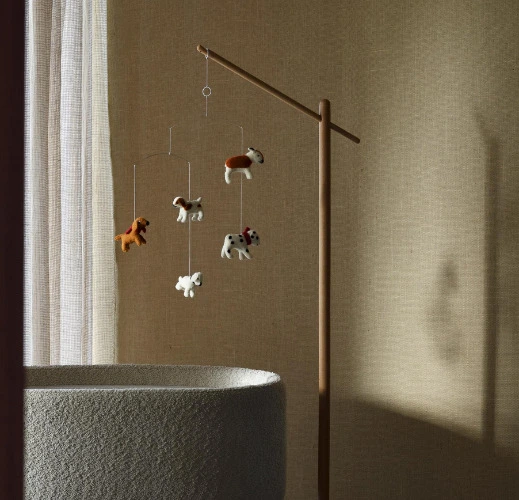 Decorazione culla con cagnetti