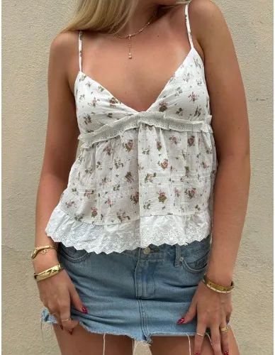 Your Dream Girl Floral Top