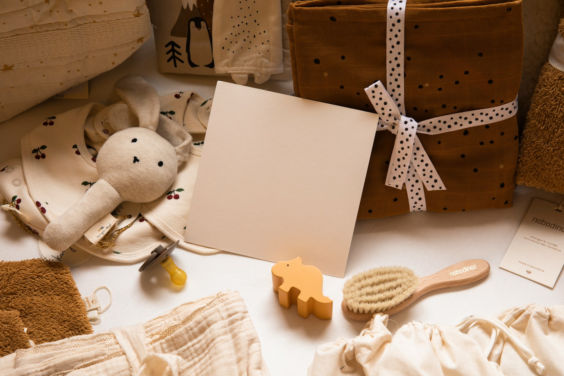 Gift guides and ideas