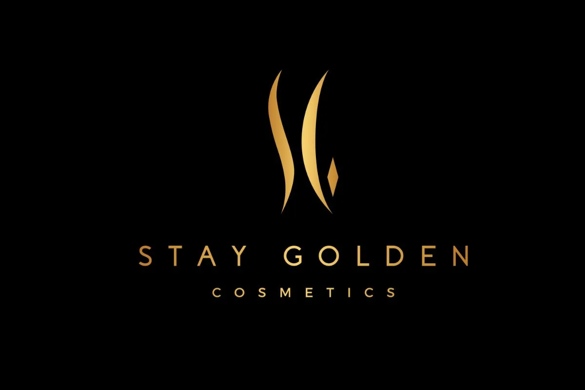 Atlantis Chrome Glitter Lip Kit – Stay Golden Cosmetics
