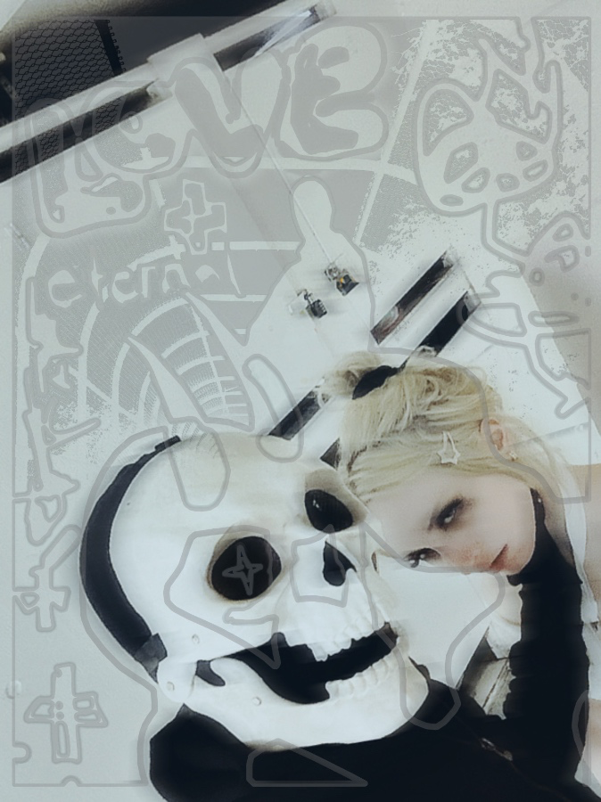 Throne banner for @die