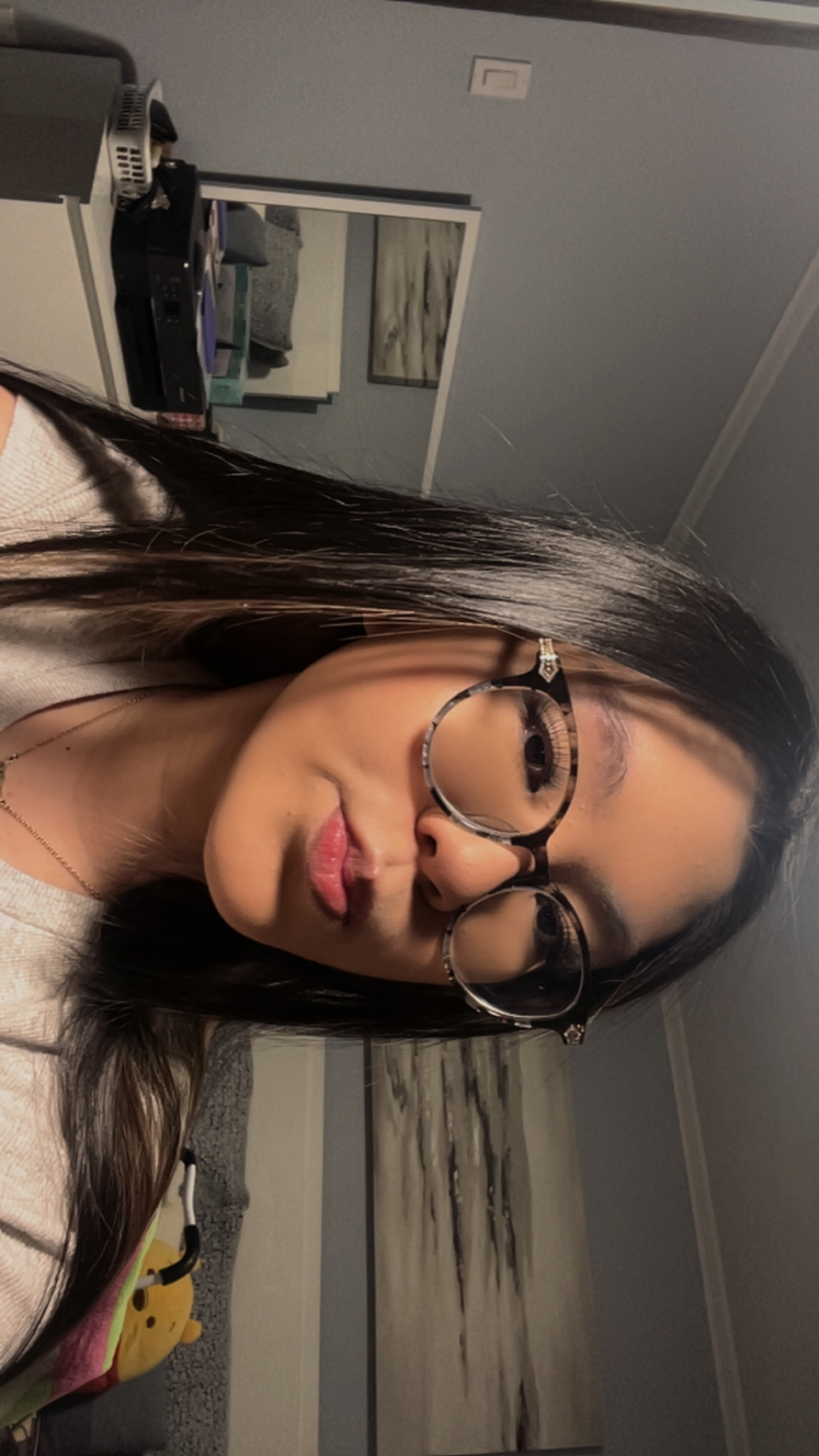 Throne | Tokyo 🌅🤍 | My Wishlist