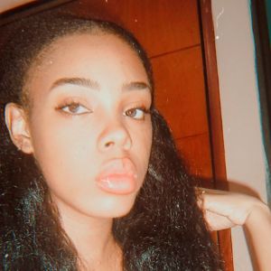 Throne profile picture for @ava
