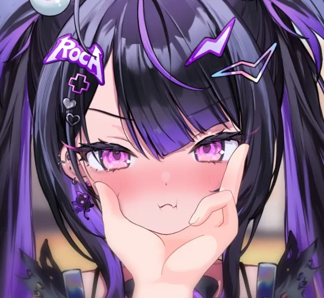 Throne profile picture for @hypocrite